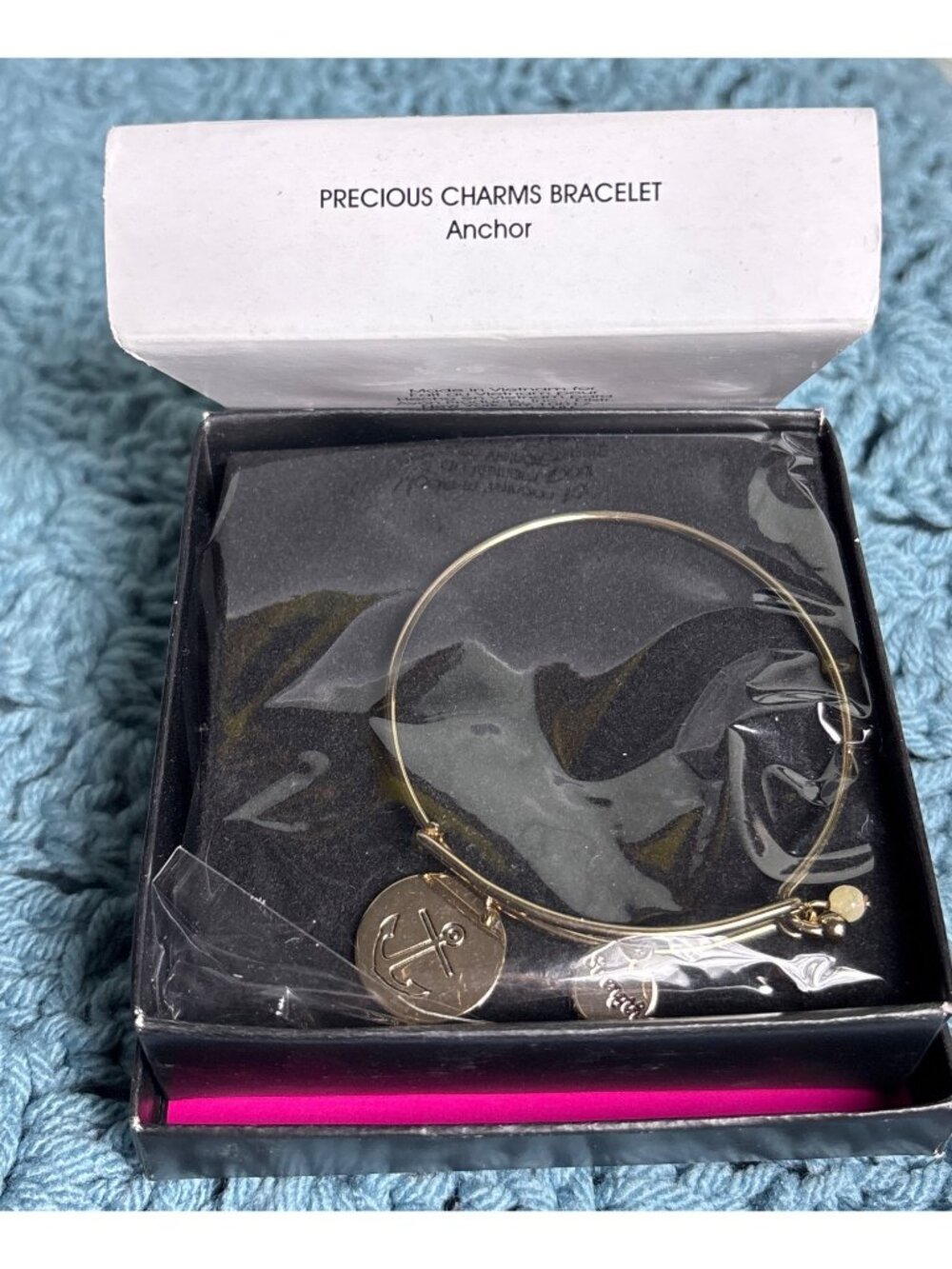 Avon Precious Charms Bracelet Anchor New in Box